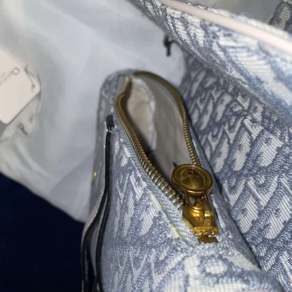 Dior Luxury Monogram Saddle Bag - Picture 4 of 16